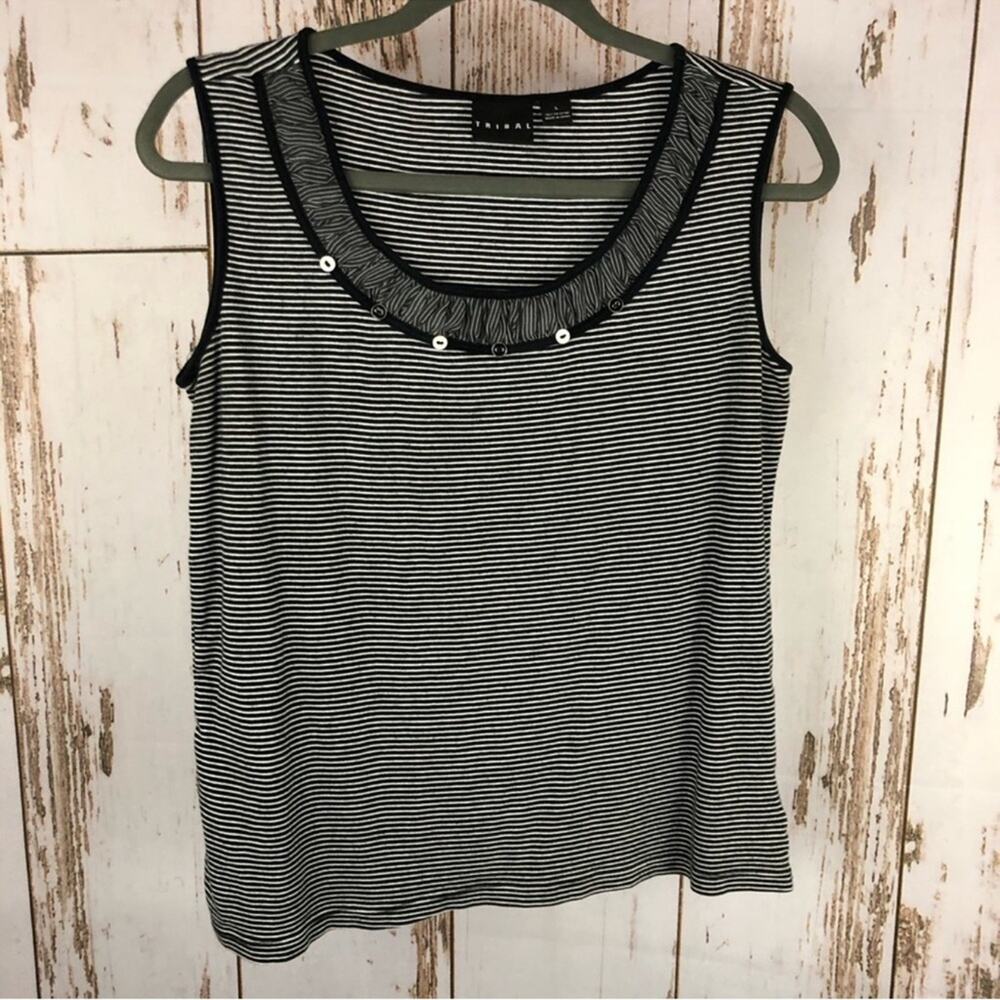 Tribal Tank Top, Size Large.  In excellent condition!